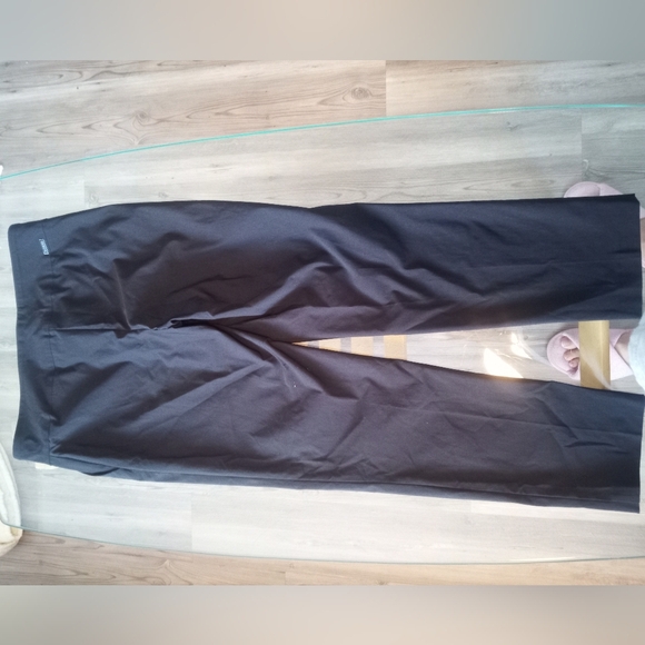 Classic Black Women's Trousers - Picture 4 of 4